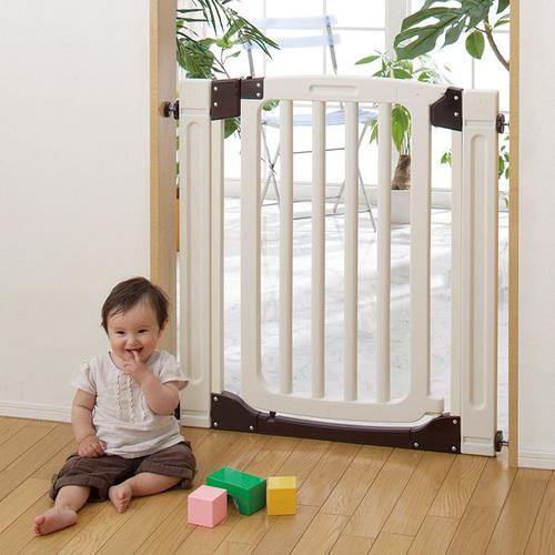 NEWファミリーゲイト 日本育児 ベビーゲート【6ヵ月目以降はいつでも返却可能】